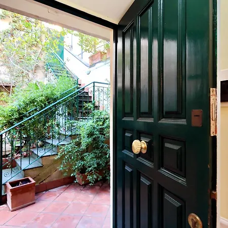 Characteristic Just Beside The Vatican דירה רומא