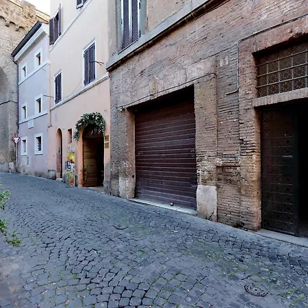 Characteristic Just Beside The Vatican Apartament